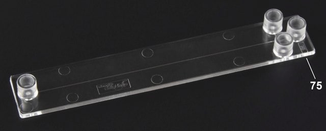 Cross-shaped channel chip - 75 &#956;m channel Fluidic 106, Cyclic Olefin Copolymer (COP) with Luer Interface