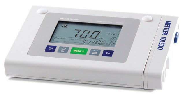 Mettler Toledo FiveEasy&#8482; Plus pH / mV bench meter model, FP20, meter only, AC/DC input 230 V AC, universal plug set