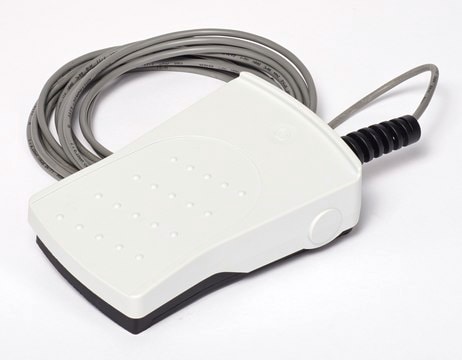 Pedal de mando Hands-free dispensing accessory for Milli-Q&#174; IQ/IX, Milli-Q&#174; EQ 7008/16 systems, and the Milli-Q IQ Element purification unit.