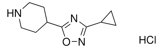 4-(3-Cyclopropyl-1,2,4-oxadiazol-5-yl)piperidine hydrochloride AldrichCPR